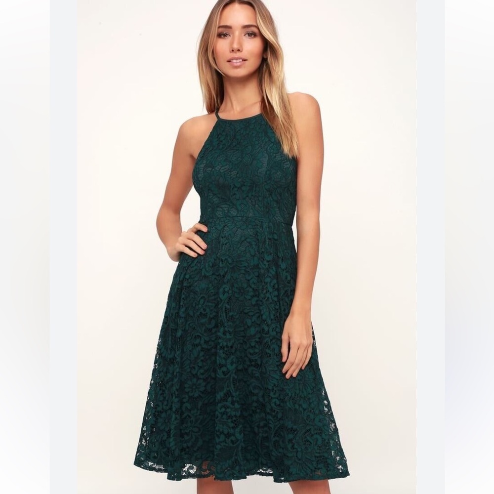 The limited dress brand new with tag size 8.